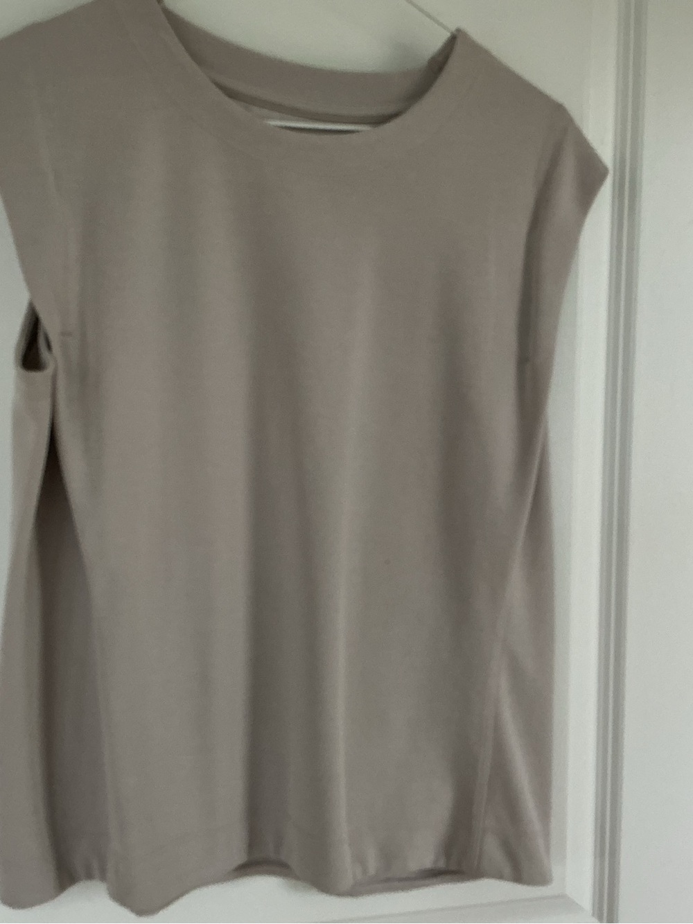 Athleta Seasoft tank Abalone size medium